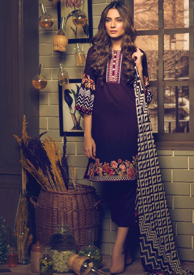 Best pakistani unstitched fall-winter collections 2016-2017