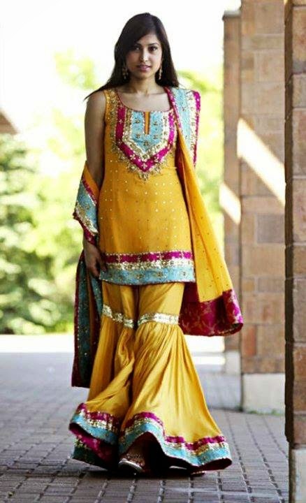 Pakistani Bridal Mehndi Dresses 