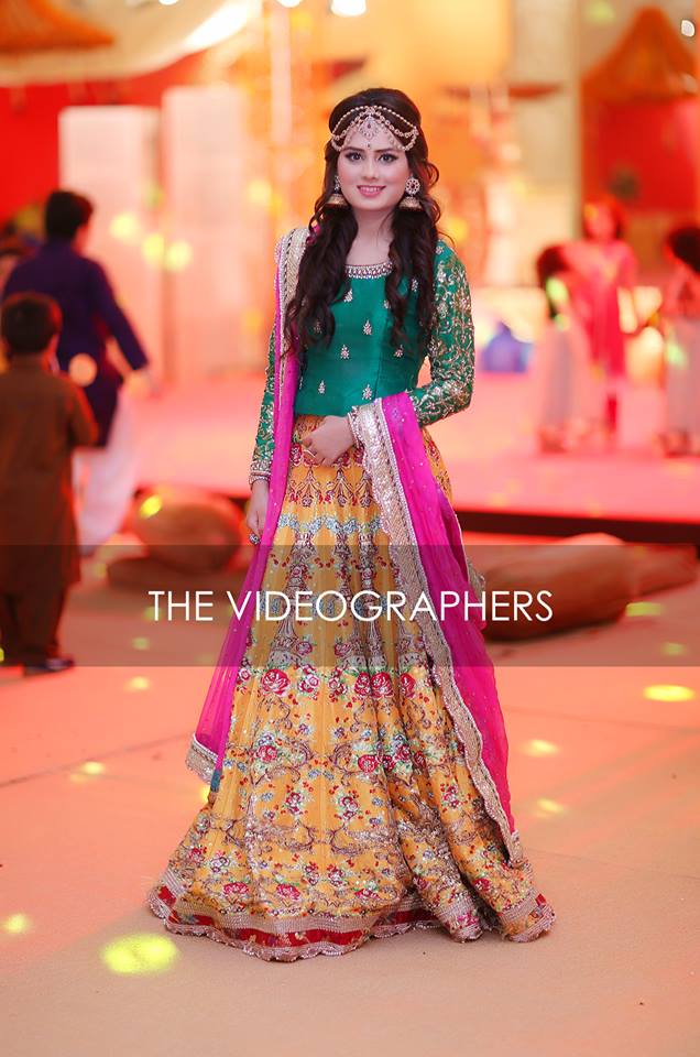Pakistani Bridal Mehndi Dresses 