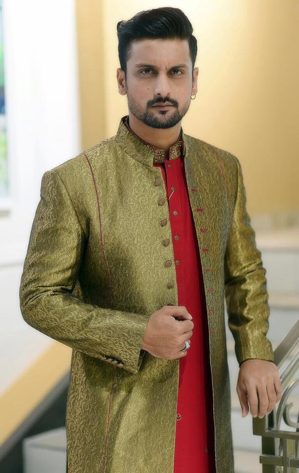  Pakistani Men Wedding Dresses for Groom By Amir Adnan