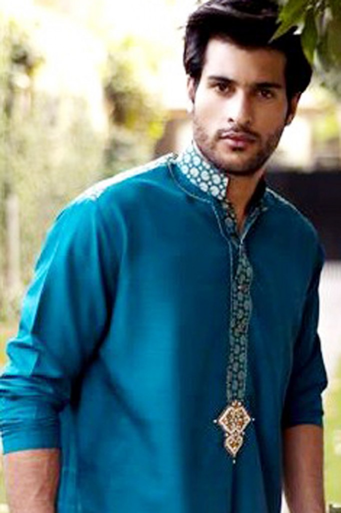 Mehndi Kurta Designs 2021 For Men In Blue Color