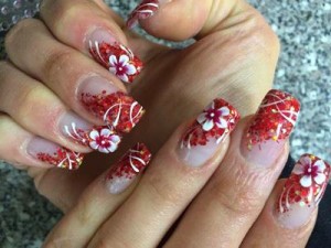 red floral nails 2017 for wedding