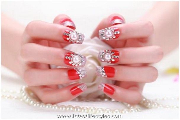 red nails with rhinestones 
