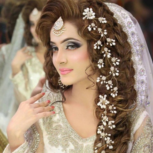 Latest Pakistani Bridal Hairstyles 2017 For Girlslatest Bridal