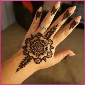 Mehndi Tikki Designs 2017