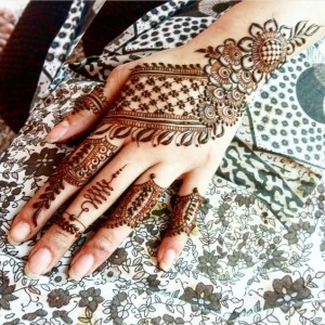 Eid Henna Tattoo for Hands