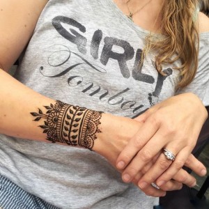 Latest Simple Arabic Mehndi Designs For Eid Arm Wrist