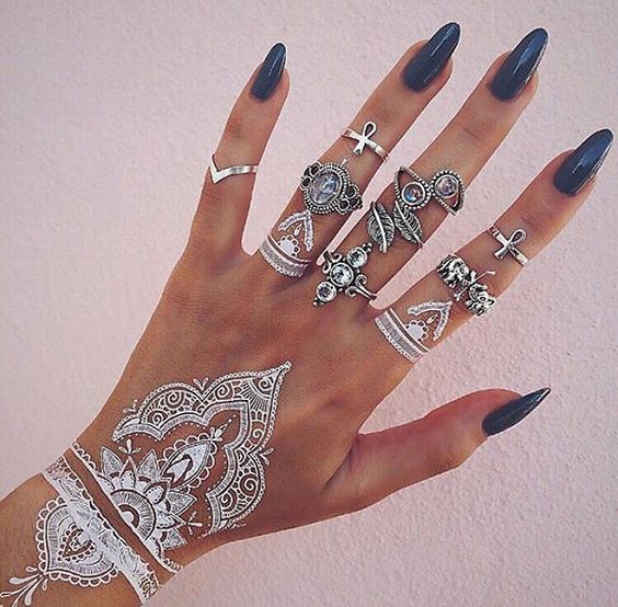White mehndi designs for eid 2017