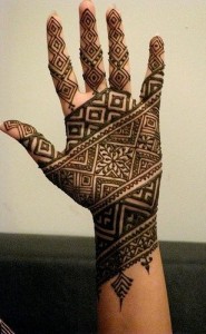 Beautiful Punjabi Mehandi Designs for Palm of Hands