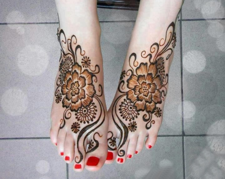 Easy Punjabi Mehndi Designs and Tattoos for Feet, Legs and Ankles 