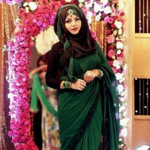 modern saree with hijab
