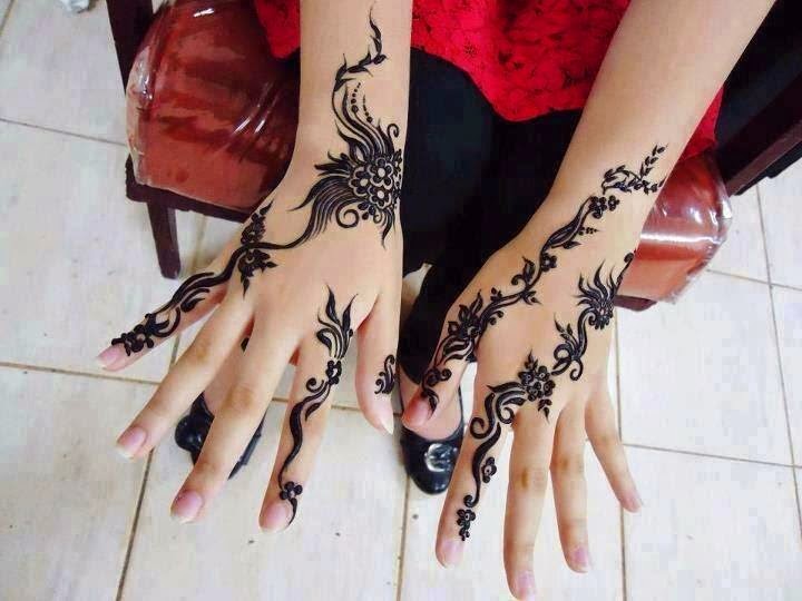 Stylish Henna Tattoo for Eid