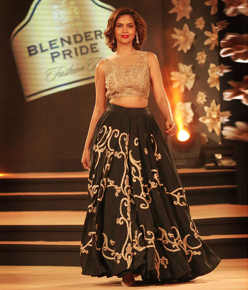 Formal Black Lehnga Choli Design For Indian and Pakistani Girls