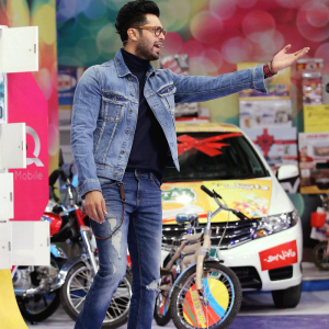 Fahad Mustafa in Pakistani Street Style Fashion 2017 for Men and boys