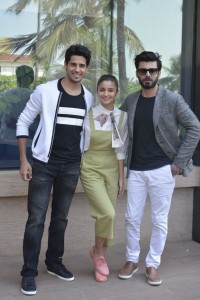 Alia Bhatt, Sidhant and Fawad Khan in Street Style Fashion outfit ideas 2017 for Men and boys