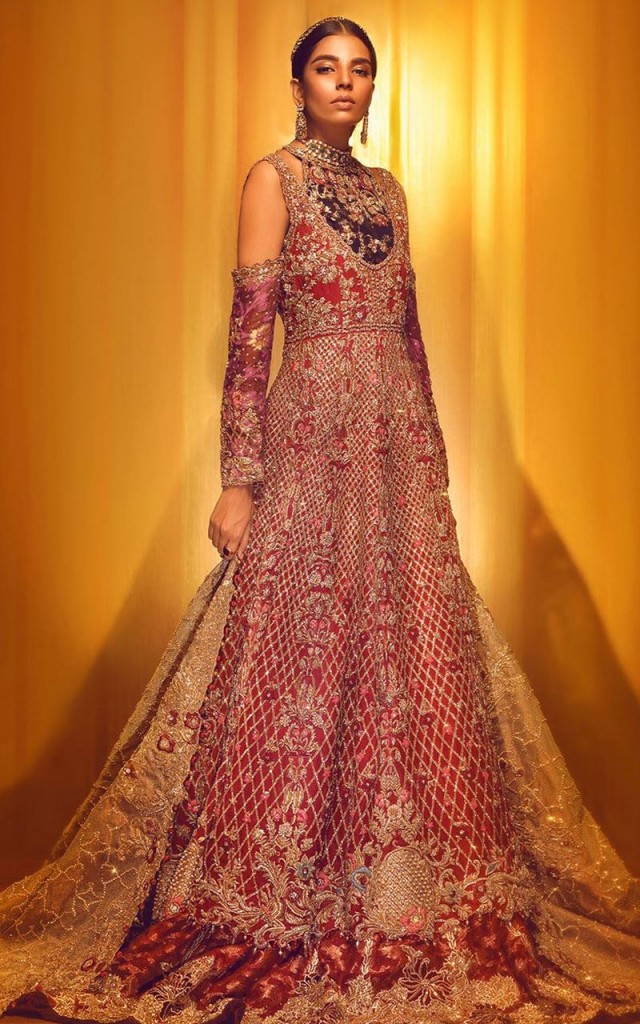 Pakistani Bridal Dresses for Barat Day In Red Color