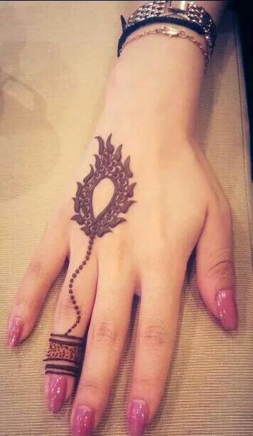 Easy Mehndi Design New Style