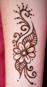 Easy Mehndi Design for Arm