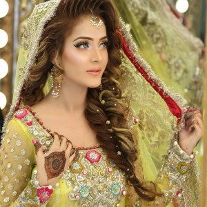 New Pakistani Bridal Hairstyles for Weddings