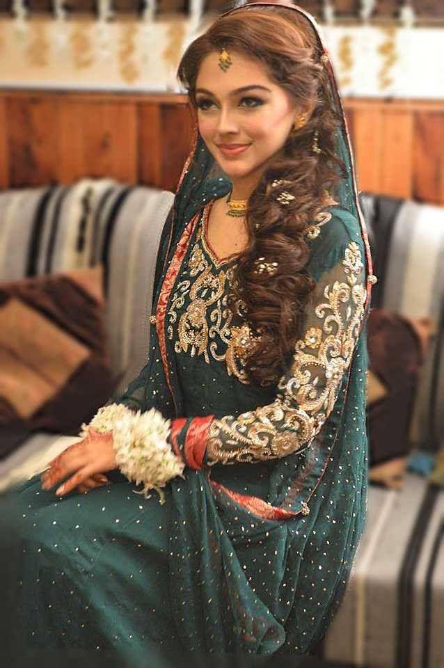 New Pakistani Bridal Hairstyles for Weddings