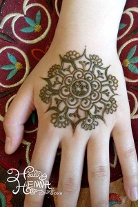 Round Arabic Mehndi Designs