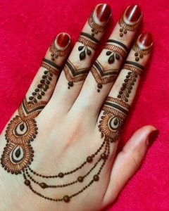 Jewelry Inspired Arabic Mehndi