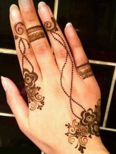 Jewelry Inspired Arabic Mehndi