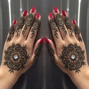 Round Arabic Mehndi Designs